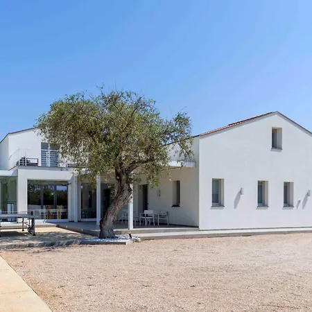 Villa Elais *