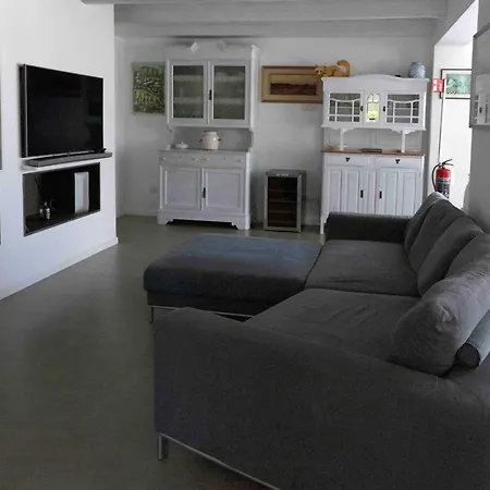 Villa Elais